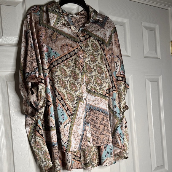 Eesome Multicolor Patterned Shirt - Picture 1 of 5